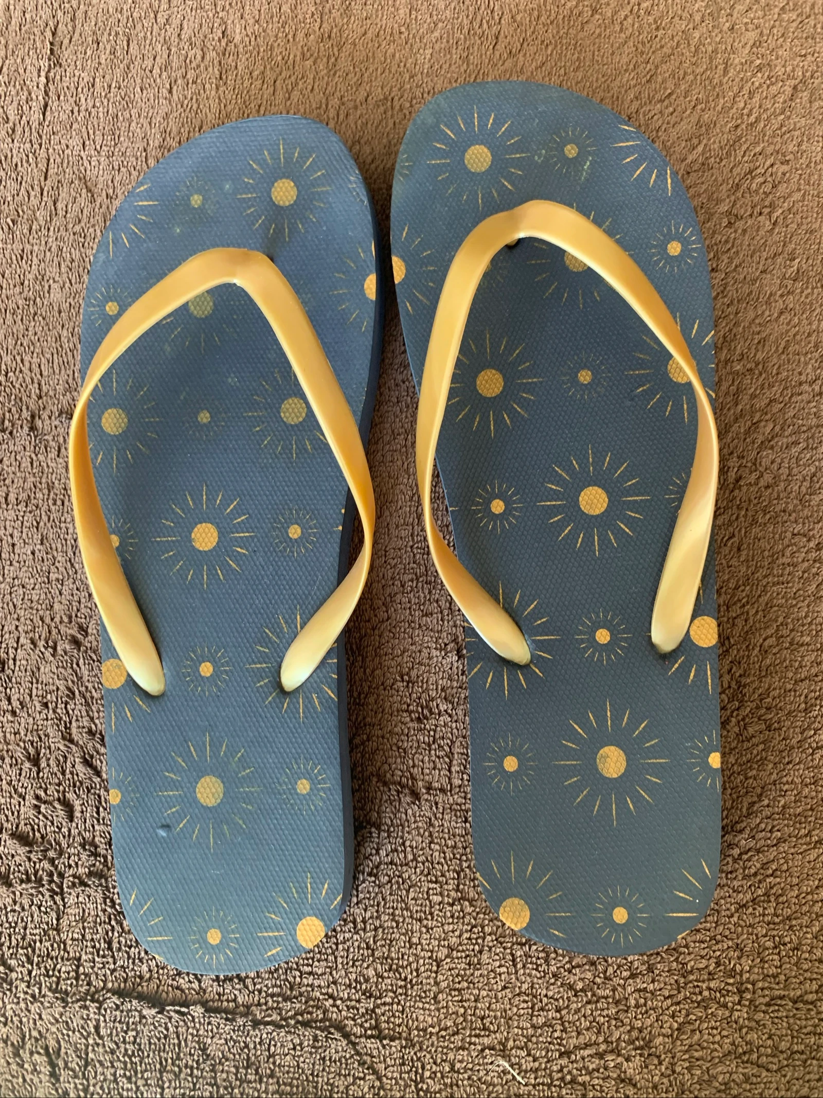 Paire de claquettes taille 38 neuves